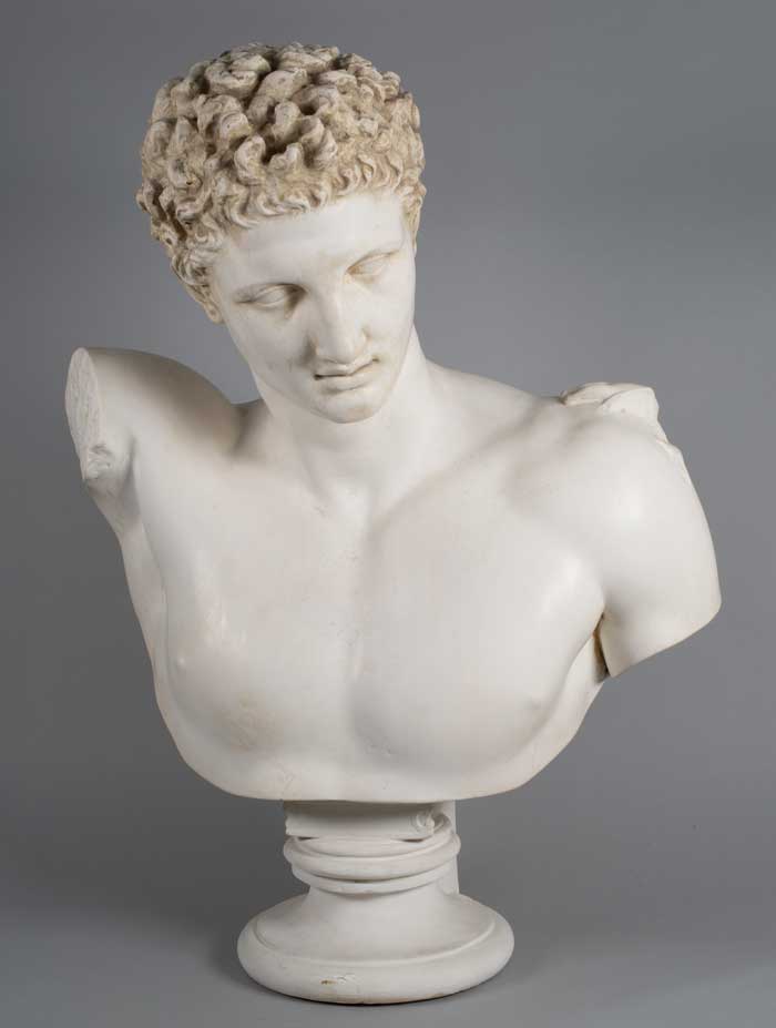 Vorderansicht der Hermes-Teilkopie aus der Abgusssammlung der Universität Trier. Foto: Andreas Thull.